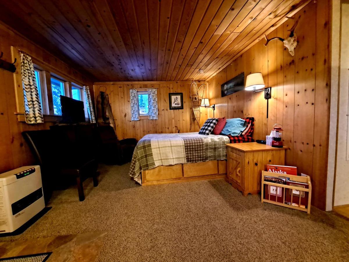 Northwoods Cottage Bed And Breakfast Fairbanks Dış mekan fotoğraf